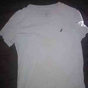 Nautica v neck tshirt